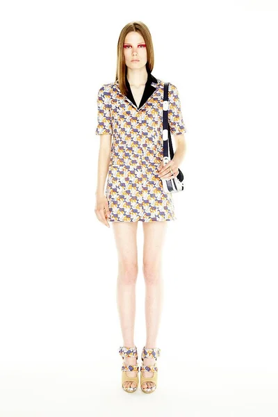 Look 10